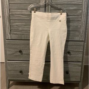 Women’s White Jeans capri length Never worn